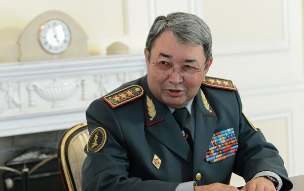 Участники встречи обменялись мнениями о военном и военно-техническом сотрудничестве между двумя республиками. - Sputnik Кыргызстан