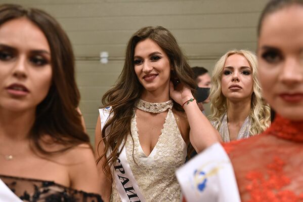 Конкурс красоты Мисс СНГ-2018 в Алматы - Sputnik Кыргызстан