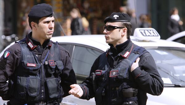 Италиянын полиция кызматкерлери. Архив - Sputnik Кыргызстан