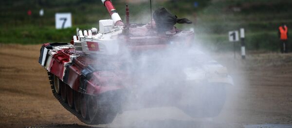 Танковый биатлон. Первый полуфинал Танковый биатлон. Первый полуфинал - Sputnik Кыргызстан