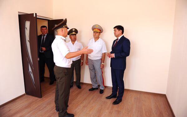 Как отметил премьер, среди осужденных за участие в указанных организациях немало опасных преступников. - Sputnik Кыргызстан