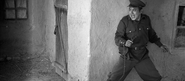 Режиссёр Артык Сүйүндүков тарткан Кошокчу тасмасында НКВД начальнигинин ролун ойногон. 1991-жыл - Sputnik Кыргызстан