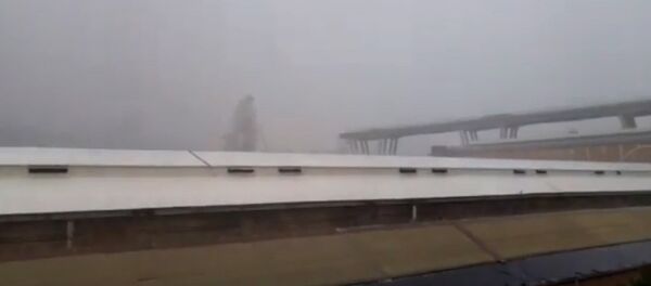 Момент обрушения моста в Италии попал на видео - Sputnik Кыргызстан