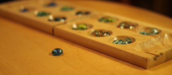 Настольная игра мангала Настольная игра мангала - Sputnik Кыргызстан