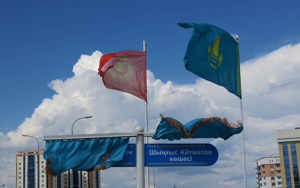 В Астане появилась улица имени кыргызского писателя Чингиза Айтматова - Sputnik Кыргызстан
