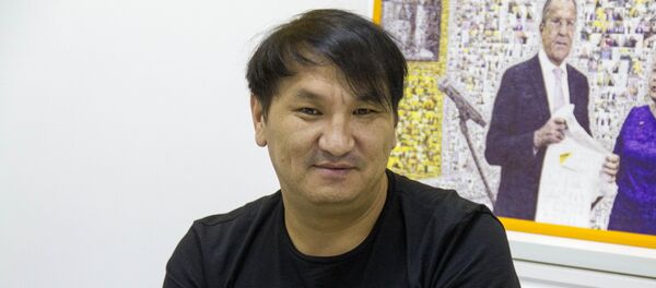 Белгилүү режиссёр Камат Касенов. Архив - Sputnik Кыргызстан