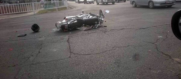 ДТП с участием мотоцикла в Бишкеке ДТП с участием мотоцикла в Бишкеке - Sputnik Кыргызстан