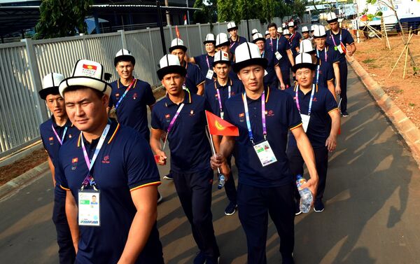 От нашей республики участвуют 202 человека: 149 спортсменов, тренеры, судьи и врачи - Sputnik Кыргызстан