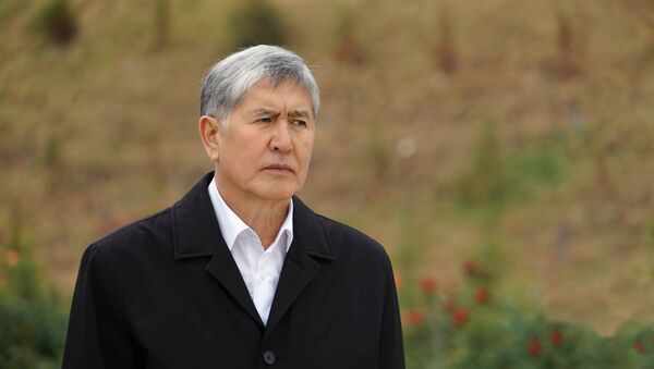 Экс-президент Кыргызстана, председатель Социал-демократической партии КР Алмазбек Атамбаев. Архивное фото - Sputnik Кыргызстан