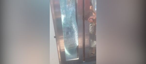 Күбө: Бишкектеги өтмөктүн лифтиси адамдарды сакташ үчүн талкаланган. Видео Күбө: Бишкектеги өтмөктүн лифтиси адамдарды сакташ үчүн талкаланган. Видео - Sputnik Кыргызстан