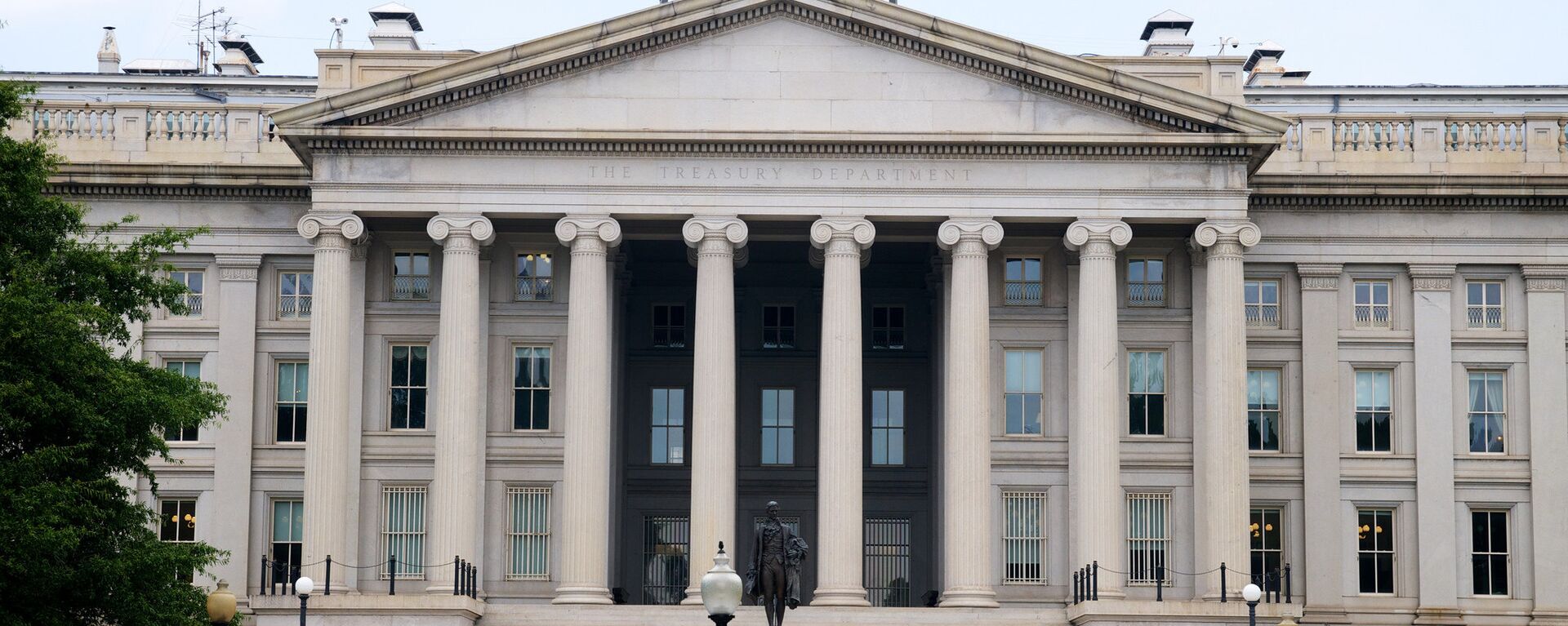 Фасад министерство финансов США в Вашингтоне. Архивное фото - Sputnik Кыргызстан, 1920, 20.07.2023