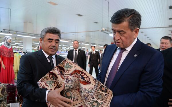 Государственный визит Президента Сооронбая Жээнбекова в Туркменистан - Sputnik Кыргызстан