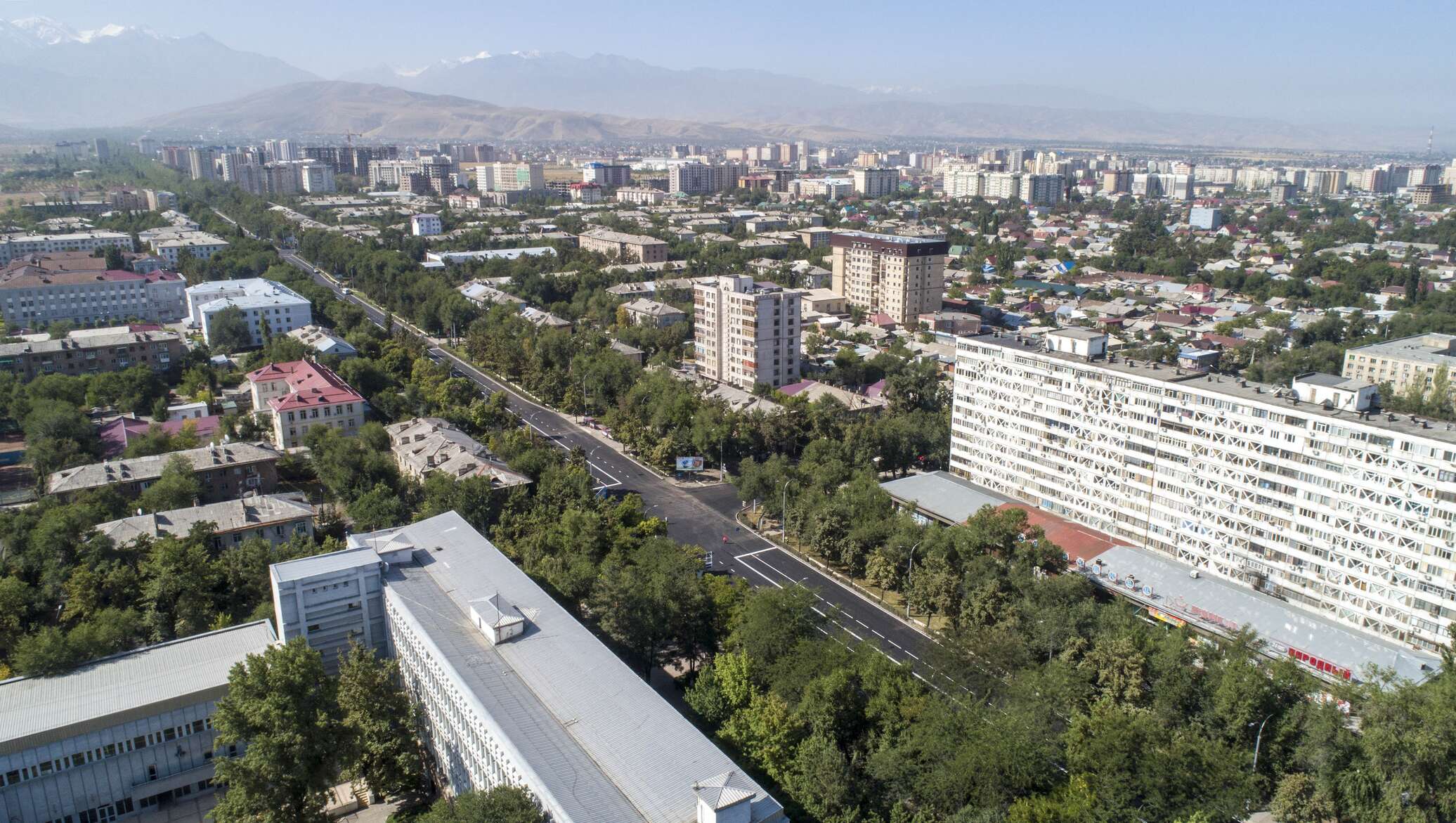 Планета бишкеке. Панорама Бишкек. Бишкек вид сверху. Мэрия Бишкек.