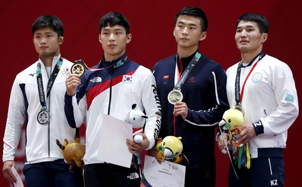 Азиатские игры 2018. Дзюдо.Мужчины 66 кг. Награждение - Sputnik Кыргызстан