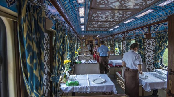Бишкеке каттаган поезд. Архивдик сүрөт - Sputnik Кыргызстан