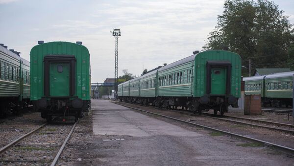 Работа железнодорожного вокзала в Бишкеке - Sputnik Кыргызстан