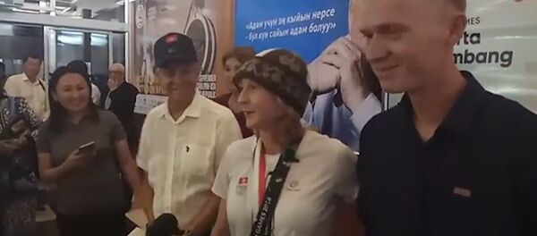 Чемпионка Азиады Дарья Маслова согласна выйти замуж за своего парня. Видео - Sputnik Кыргызстан