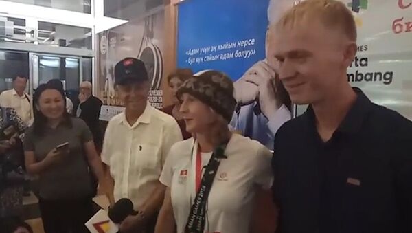Чемпионка Азиады Дарья Маслова согласна выйти замуж за своего парня. Видео - Sputnik Кыргызстан