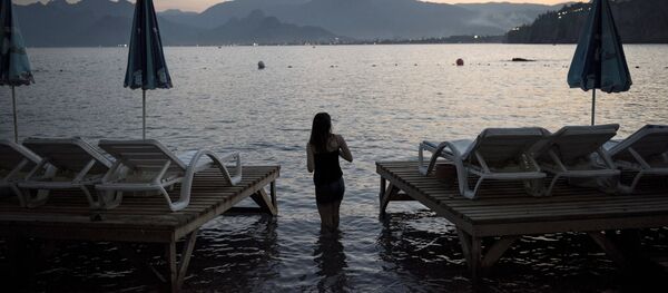 Ситуация на курортах Турции в связи со спадом туристического потока из России - Sputnik Кыргызстан