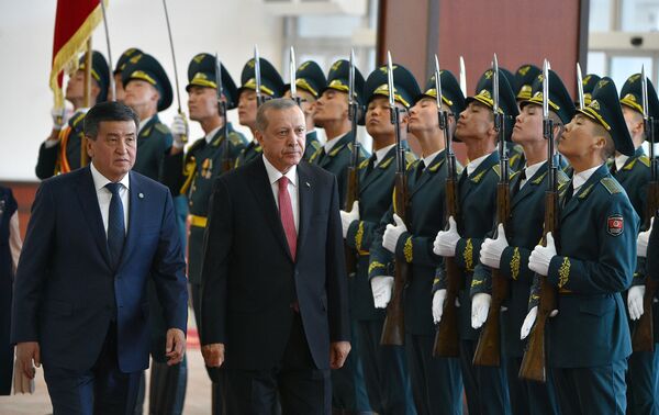 Официальный визит президента Турции Реджеп Тайип Эрдогана в Кыргызстан - Sputnik Кыргызстан