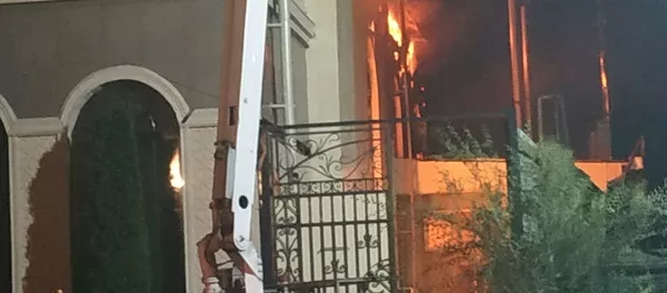 Пожар в кафе Арзу в селе Лебединовка Пожар в кафе Арзу в селе Лебединовка - Sputnik Кыргызстан