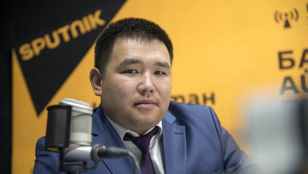 Ведущий специалист Антимонопольного ведомства Аскат Азарбеков - Sputnik Кыргызстан