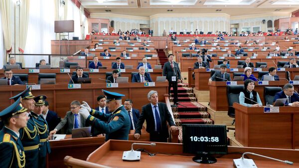 Официальное открытие очередной сессии Жогорку Кенеша VI созыва - Sputnik Кыргызстан