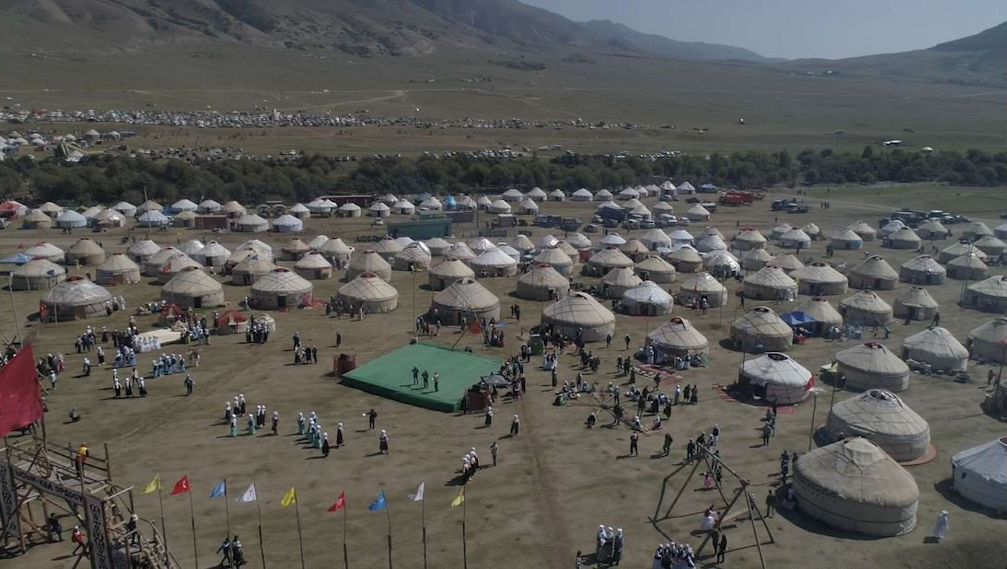 Калмак кырчын. Калмак нация фото. Калмак кырчын. Горы в кырчын в кыргызстане. Калмак кырчын.