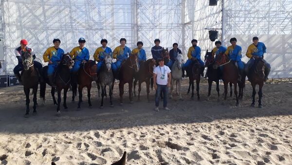 Казахская сборная по кок-бору в ВИК - Sputnik Кыргызстан