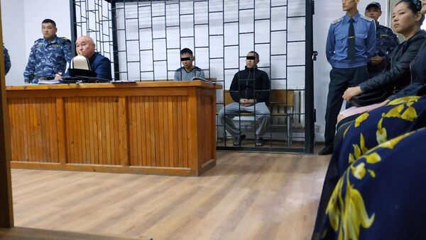 Первое судебное заседание по делу об убийстве Бурулай Турдали кызы в Кара-Балте - Sputnik Кыргызстан