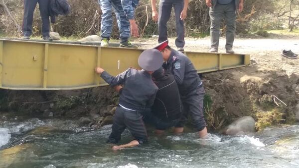 Мужчина упал с моста в реку в ущелье Кырчын - Sputnik Кыргызстан