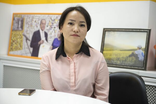 Врач-oториноларинголог национального госпиталя Калыс Бакиева Врач-oториноларинголог национального госпиталя Калыс Бакиева - Sputnik Кыргызстан