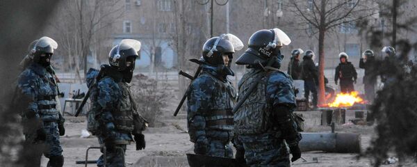 Сотрудники полиции Казахстана. Архивное фото - Sputnik Кыргызстан