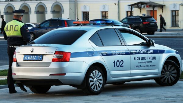 Автомобиль полиции на улице Москвы. - Sputnik Кыргызстан