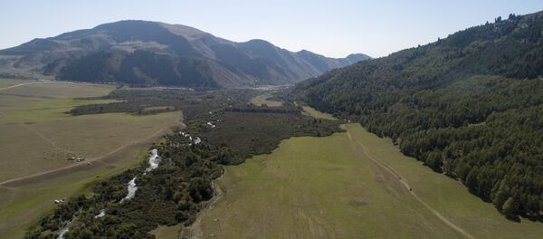 Ущелье Кырчын в Иссык-Кульской области - Sputnik Кыргызстан