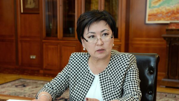 Министр образования и науки Кыргызстана Гульмира Кудайбердиева - Sputnik Кыргызстан