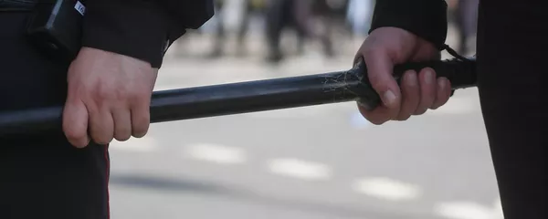 Полиция на Пушкинской площади в Москве Полиция на Пушкинской площади в Москве - Sputnik Кыргызстан