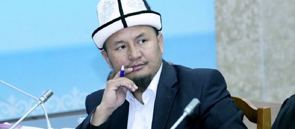 аведующий отделом ДУМК по фетвам, религиозной литературе и халяль-индустрии Равшан Эратов. Архивное фото - Sputnik Кыргызстан