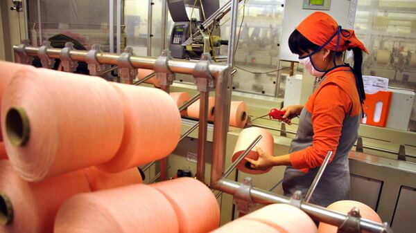 Текстильные фабрики Uztex Chirchik и Eurotex Global в Узбекистане - Sputnik Кыргызстан