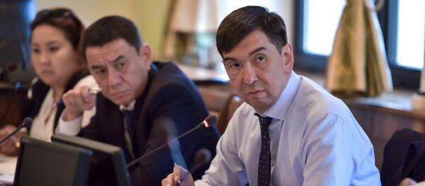 Мэр Бишкека Азиз Суракматов Мэр Бишкека Азиз Суракматов - Sputnik Кыргызстан