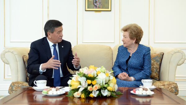 Президент Сооронбай Жээнбеков встретился с Наиной Ельциной - Sputnik Кыргызстан