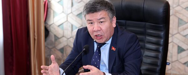 Ата Мекен фракциясынын лидери Алмамбет Шыкмаматов. Архив - Sputnik Кыргызстан