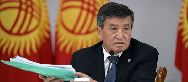 Визит президента КР Сооронбая Жээнбекова в Кеминский район - Sputnik Кыргызстан