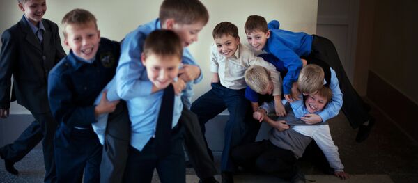 Школа с кадетскими классами под патронажем МЧС России - Sputnik Кыргызстан