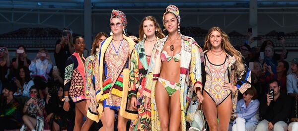 Неделя моды в Милане - Sputnik Кыргызстан