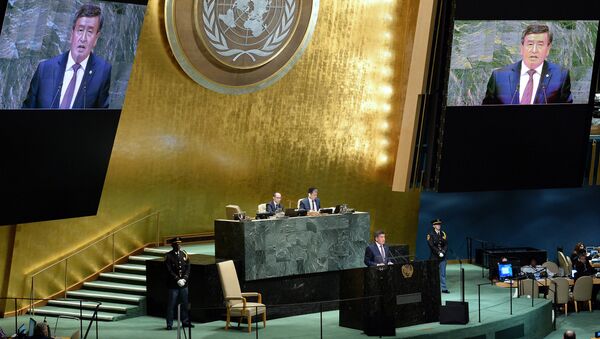 Выступление президента КР Сооронбая Жээнбекова на 73-й сессии Генеральной Ассамблеи ООН - Sputnik Кыргызстан