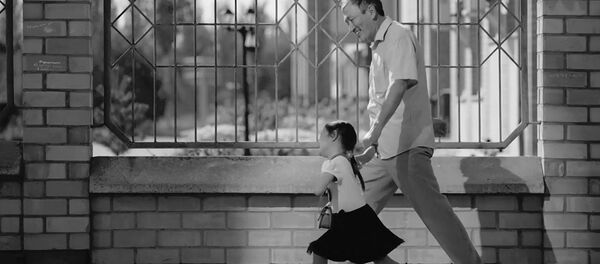 Сохраним жизнь детям! Видео, от которого наворачиваются слезы Сохраним жизнь детям! Видео, от которого наворачиваются слезы - Sputnik Кыргызстан