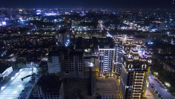 Вид на ночной город Бишкек с высоты. Архивное фото - Sputnik Кыргызстан
