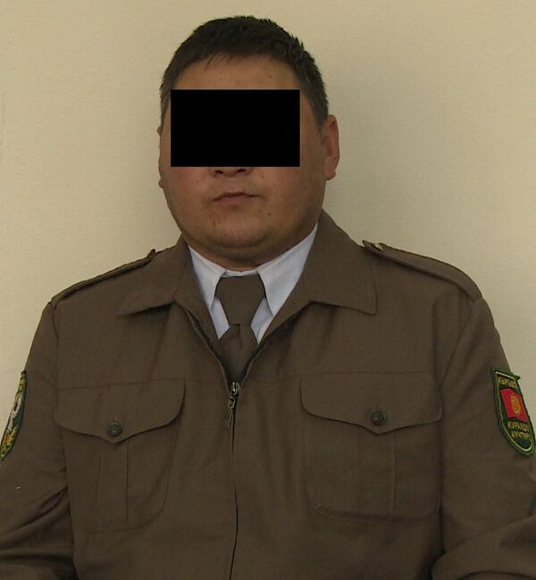 Задержанный по подозрению в содействии террористам сотрудник ГПС А. О. - Sputnik Кыргызстан