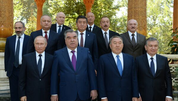 Заседание Совета Глав государств СНГ в Душанбе - Sputnik Кыргызстан